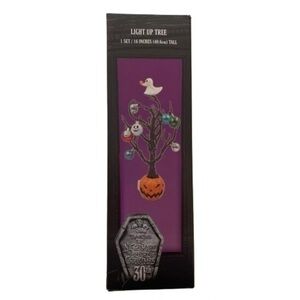 NIB. DISNEY Nightmare Before Christmas Light Up Tree